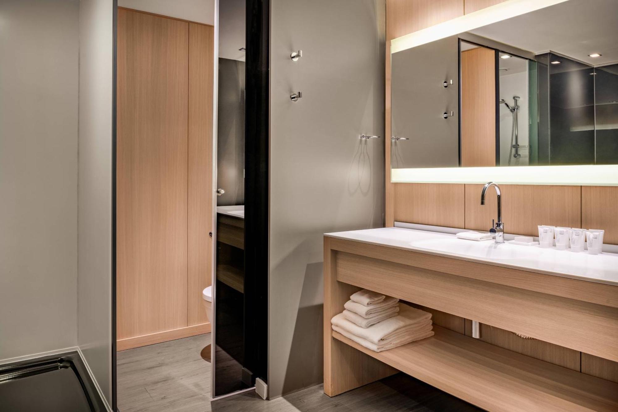 Ac Hotel Sants By Marriott Barcelona Eksteriør billede