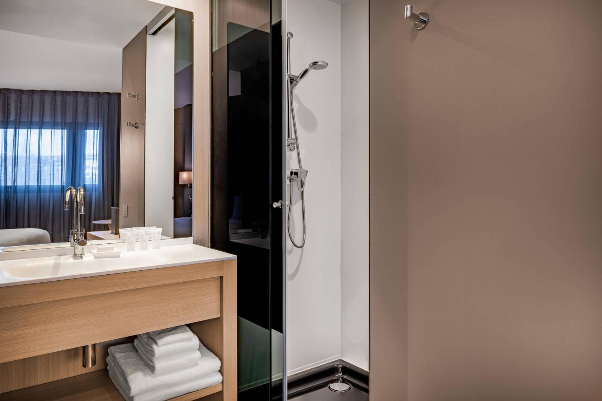 Ac Hotel Sants By Marriott Barcelona Eksteriør billede