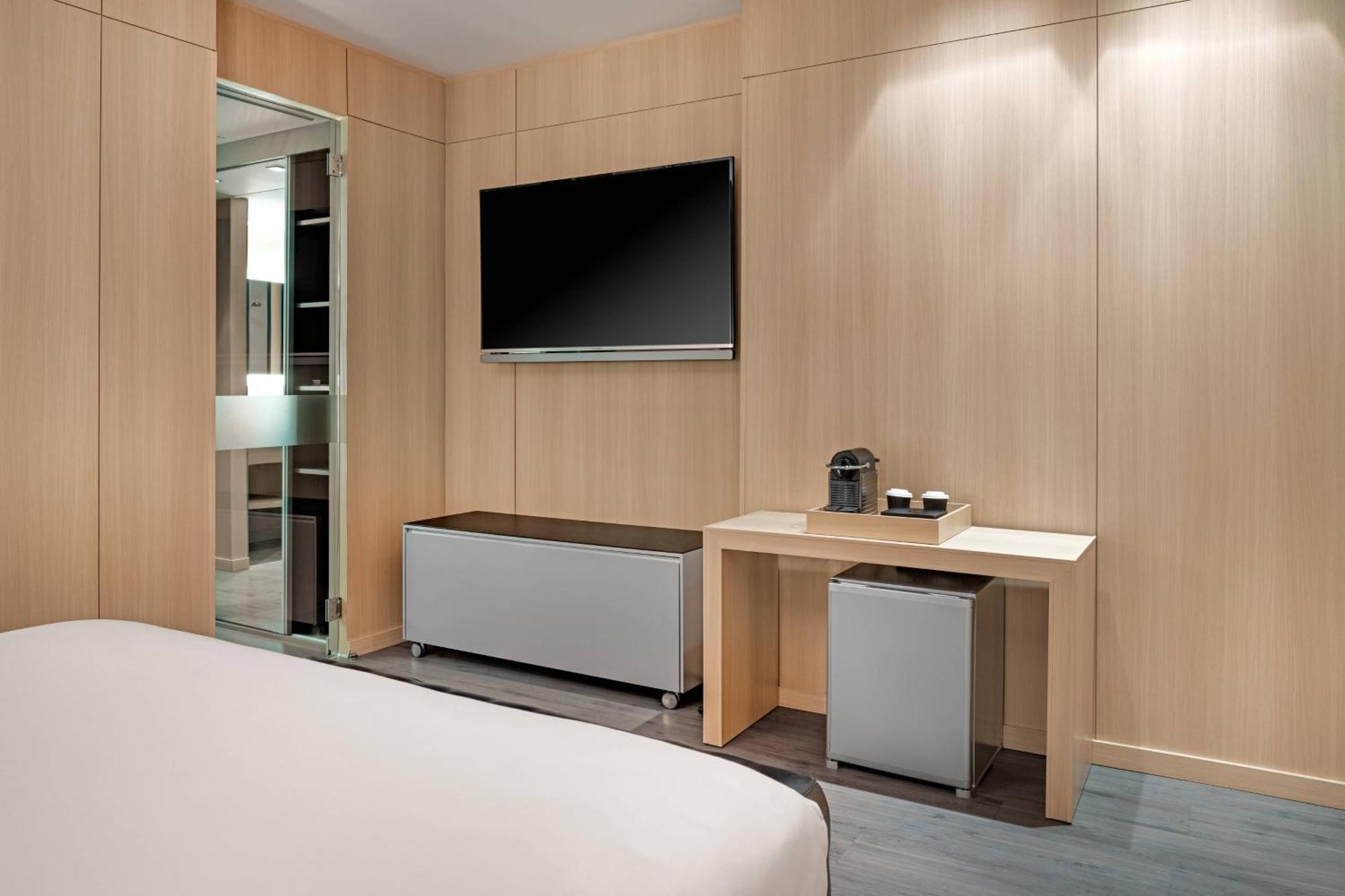 Ac Hotel Sants By Marriott Barcelona Eksteriør billede