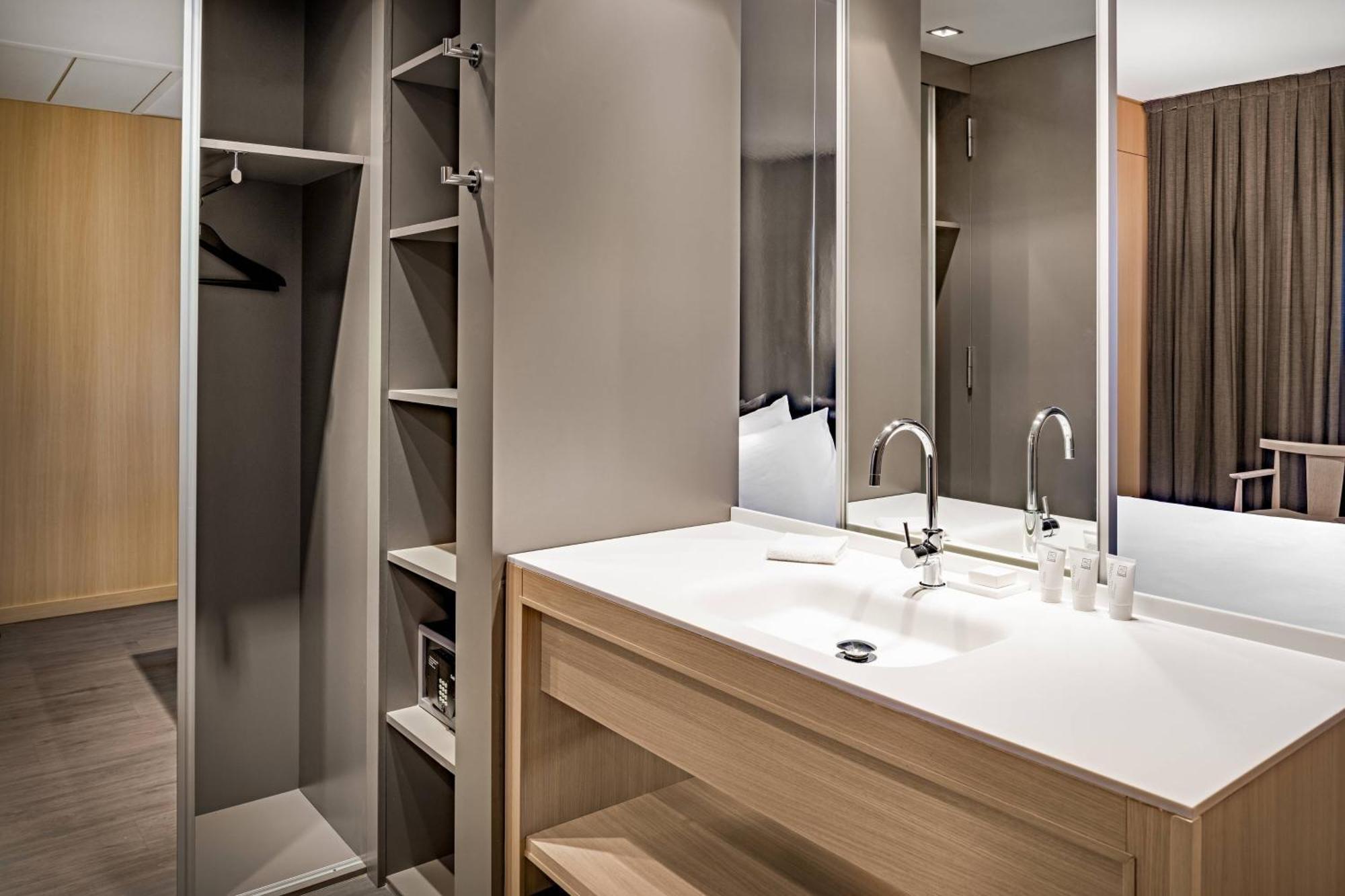 Ac Hotel Sants By Marriott Barcelona Eksteriør billede